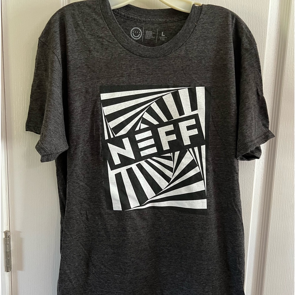 NWOT NEFF High Anxiety Men's/Unisex Short Sleeve Tee Shirt Charcoal Grey SIZE:L